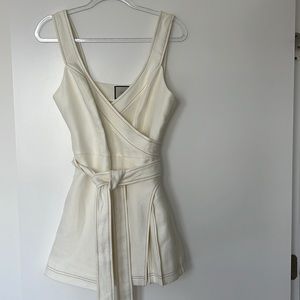 Alexis romper